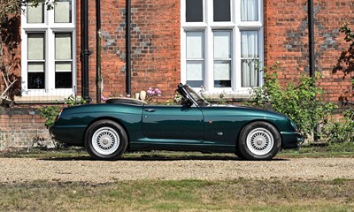 Lot 119 - 1995 MG RV8