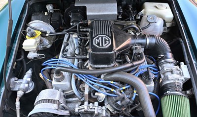 Lot 119 - 1995 MG RV8