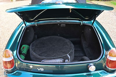 Lot 119 - 1995 MG RV8