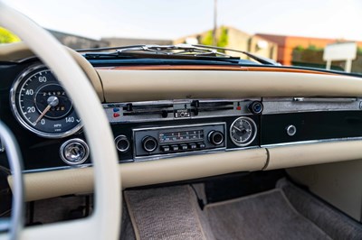 Lot 235 - 1968 Mercedes-Benz 280 SL Pagoda