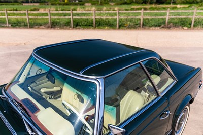 Lot 235 - 1968 Mercedes-Benz 280 SL Pagoda