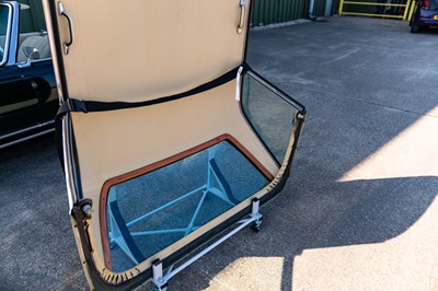 Lot 235 - 1968 Mercedes-Benz 280 SL Pagoda