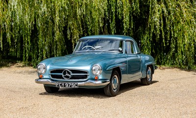 Lot 225 - 1961 Mercedes-Benz 190 SL