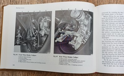 Lot Rolls-Royce and Bentley Owner's Handbook
