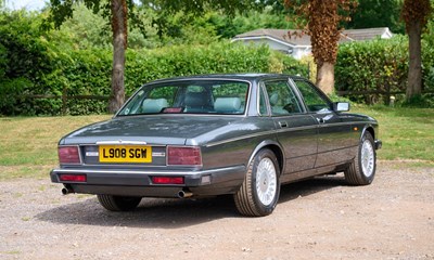 Lot 105 - 1994 Jaguar Sovereign (6.0 litre)