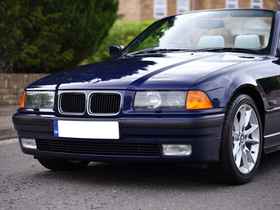 Lot 143 - 1995 BMW 328i Convertible