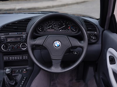 Lot 143 - 1995 BMW 328i Convertible
