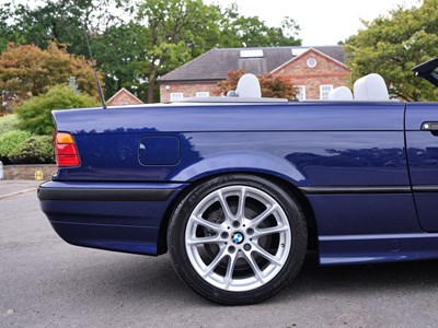 Lot 143 - 1995 BMW 328i Convertible