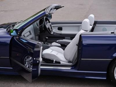 Lot 143 - 1995 BMW 328i Convertible
