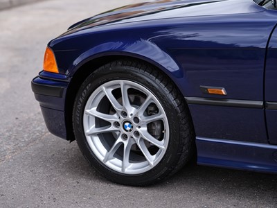 Lot 143 - 1995 BMW 328i Convertible