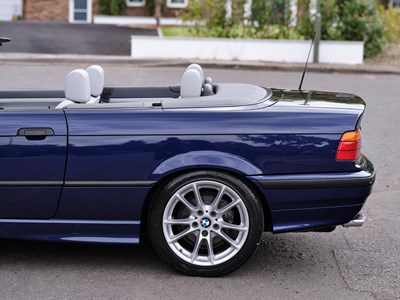 Lot 143 - 1995 BMW 328i Convertible