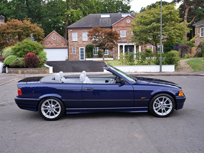 Lot 143 - 1995 BMW 328i Convertible