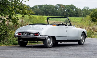 Lot 157 - 1967 Citroën ID19 Convertible