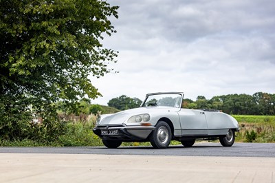 Lot 157 - 1967 Citroën ID19 Convertible