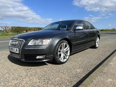 Lot 270 - 2009 Audi S8