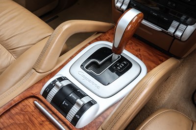 Lot 108 - 2006 Porsche Cayenne Turbo S