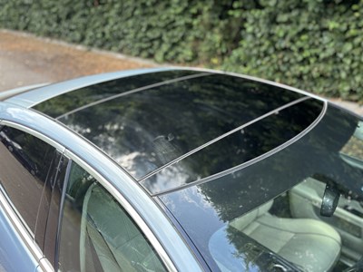 Lot 2011 Jaguar XJ 5.0 V8 Portfolio