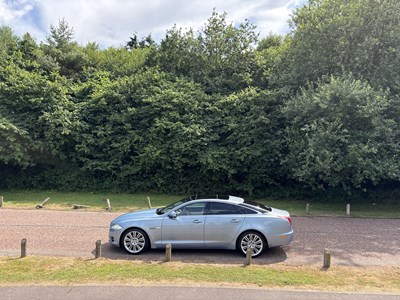 Lot 2011 Jaguar XJ 5.0 V8 Portfolio