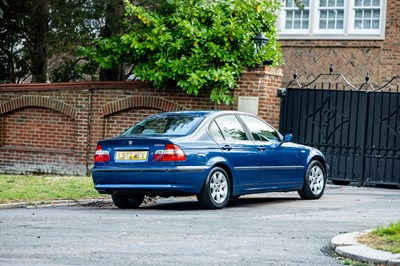 Lot 262 - 2002 BMW 325i SE