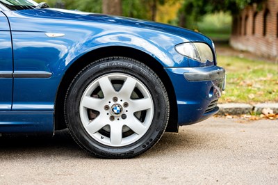 Lot 262 - 2002 BMW 325i SE