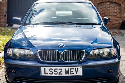 Lot 262 - 2002 BMW 325i SE