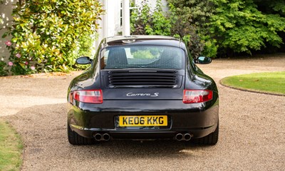 Lot 210 - 2006 Porsche 911/997 Carrera 2 S