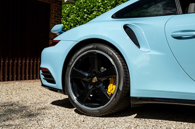 Lot 174 - 2017 Porsche 911/991.2 Turbo S