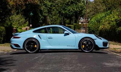 Lot 174 - 2017 Porsche 911/991.2 Turbo S
