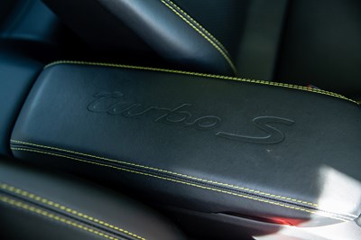 Lot 174 - 2017 Porsche 911/991.2 Turbo S
