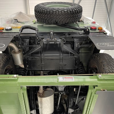 Lot 216 - 2008 Land Rover Defender 90 Heritage Edition Tribute