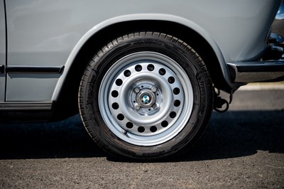 Lot 201 - 1971 BMW 2002