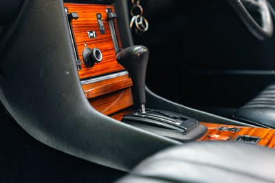 Lot 276 - 1983 Mercedes-Benz 380 SL / 500 SL