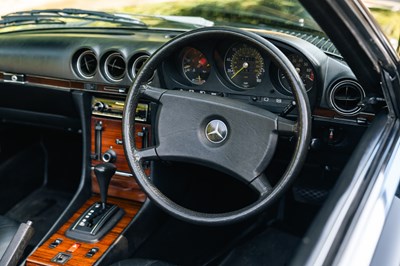 Lot 276 - 1983 Mercedes-Benz 380 SL / 500 SL