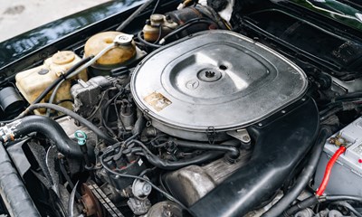 Lot 276 - 1983 Mercedes-Benz 380 SL / 500 SL