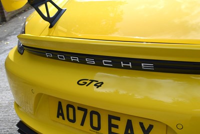 Lot 219 - 2021 Porsche 718 Cayman GT4
