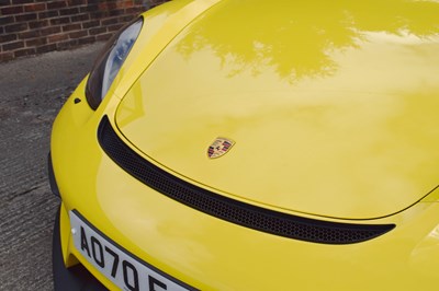 Lot 219 - 2021 Porsche 718 Cayman GT4
