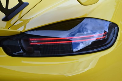 Lot 219 - 2021 Porsche 718 Cayman GT4