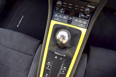 Lot 219 - 2021 Porsche 718 Cayman GT4
