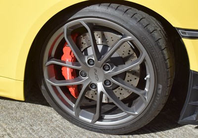 Lot 219 - 2021 Porsche 718 Cayman GT4