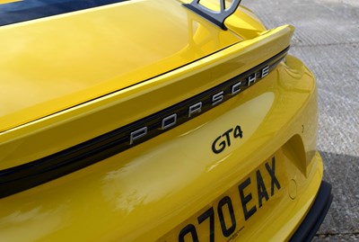 Lot 219 - 2021 Porsche 718 Cayman GT4