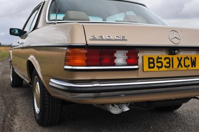 Lot 197 - 1985 Mercedes-Benz 230 CE