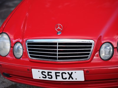 Lot 275 - 1999 Mercedes Benz 320 CLK Elegance Convertible