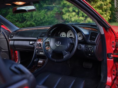 Lot 275 - 1999 Mercedes Benz 320 CLK Elegance Convertible