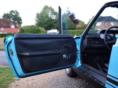 Lot 249 - 1975 Porsche 914