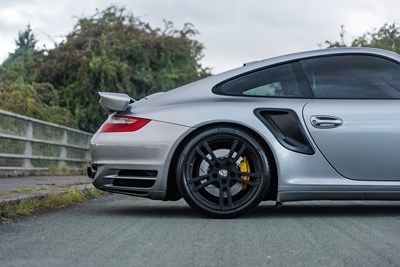 Lot 243 - 2007 Porsche 911/997.1 Turbo