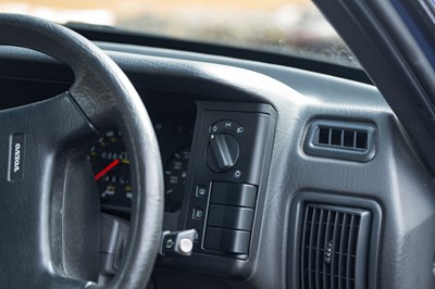Lot 282 - 1992 Volvo 440 Turbo