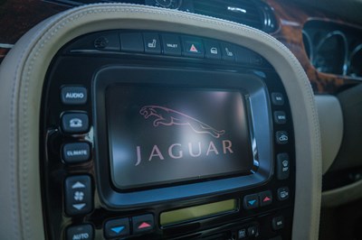 Lot 112 - 2003 Jaguar XJ Super V8