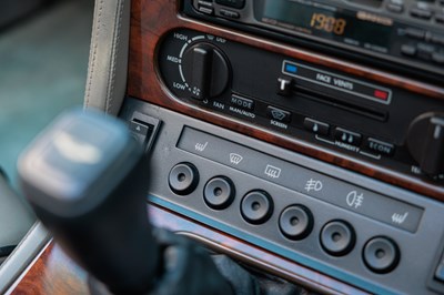 Lot 189 - 1994 Aston Martin Virage Volante 'Cosmetic Widebody' (5.3 litre)