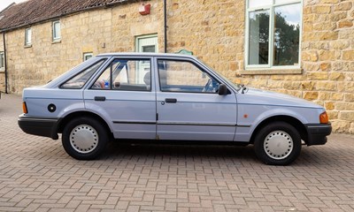 Lot 292 - 1986 Ford Escort L