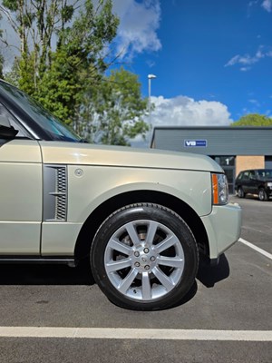 Lot 2006 Range Rover 4.2 litre Supercharged